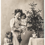 Uniting Photographs with Prayers: A Christmastime Tradition