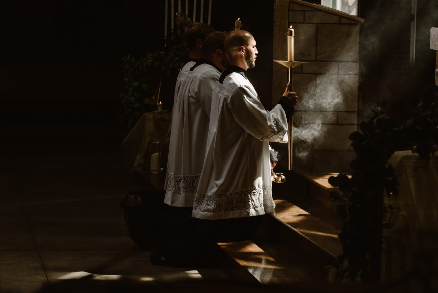 A Call to a Kneeling Theology - Catholic Exchange