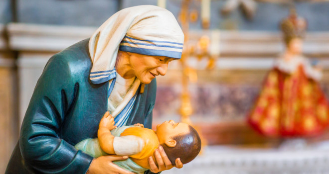 Mother Teresa Encourages Us to Be Loving Like Mary