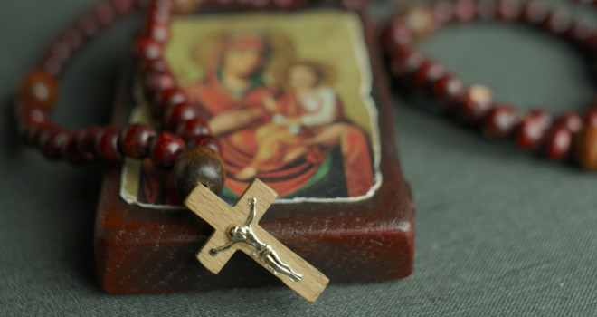 Why We Linger on Mary in the Holy Rosary