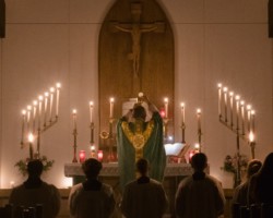 The Catholic Mass Is an Act of Adoration