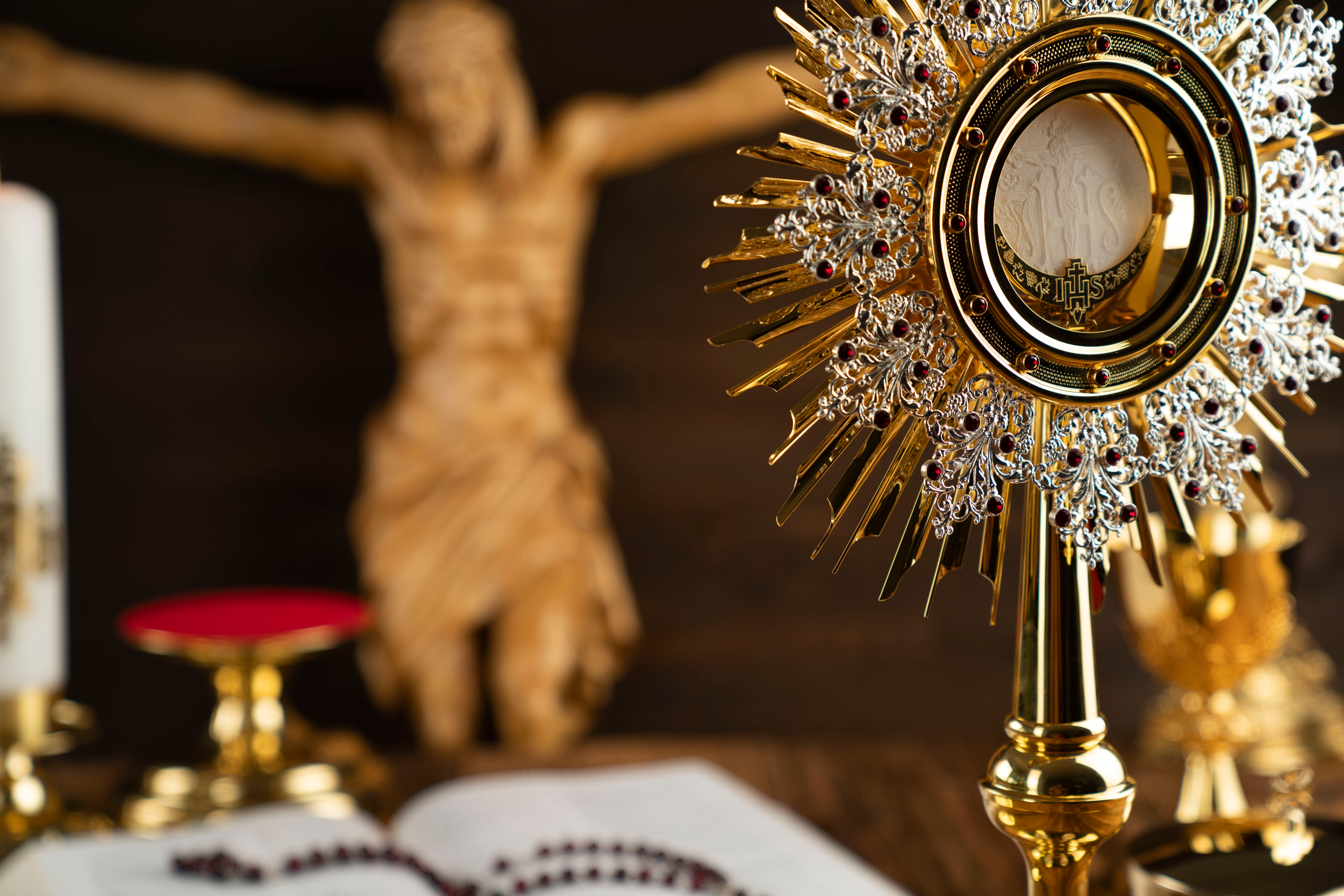 holy eucharist adoration