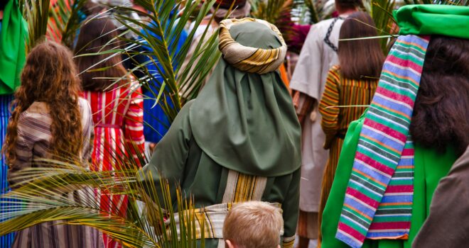 Palm Sunday: Studies in Contrast