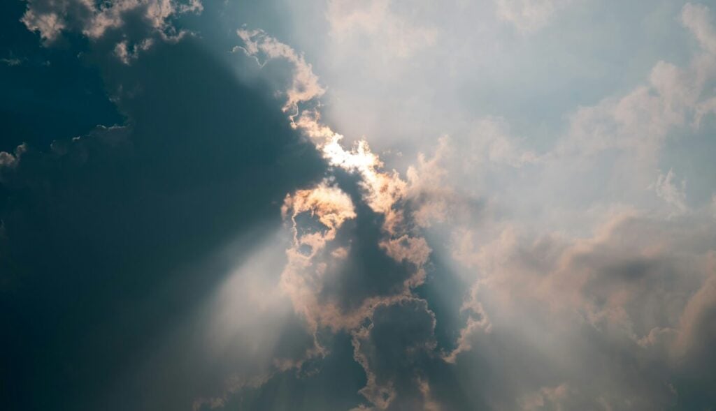 From Dead Idol to Life-Giving Spirit: On How to Wait for God