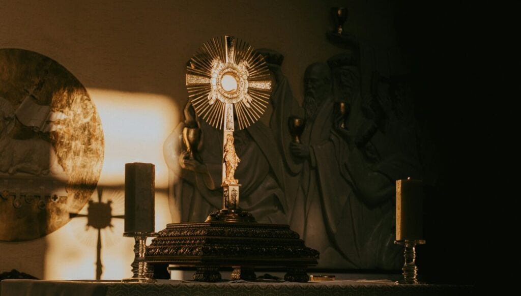 Fulton Sheen's Holy Hour: The Art of Learning to Abide